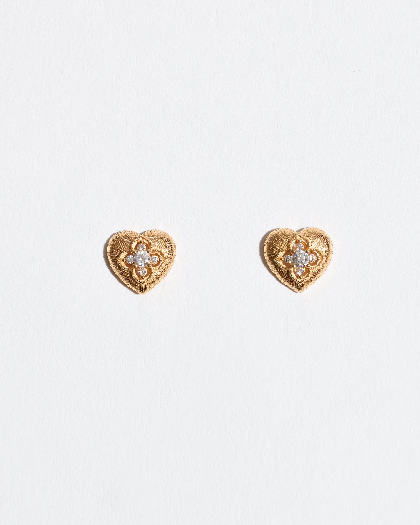 Heart with Ridges Studs