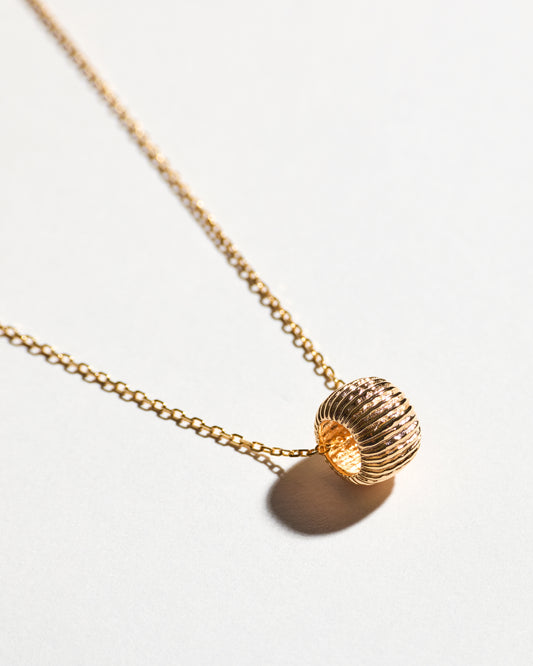 Gold Ribbed Barrel Necklace