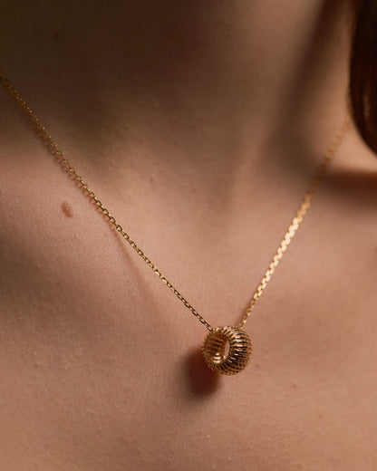 Gold Ribbed Barrel Necklace