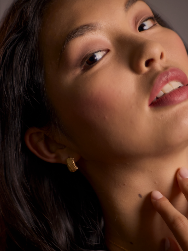 Ribbed Barrel Hoop Earrings